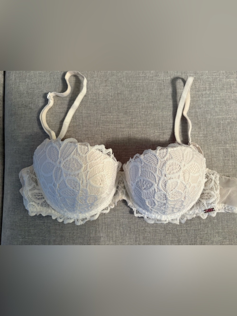 PINK White Lace Underwire Bra - Women Intimates